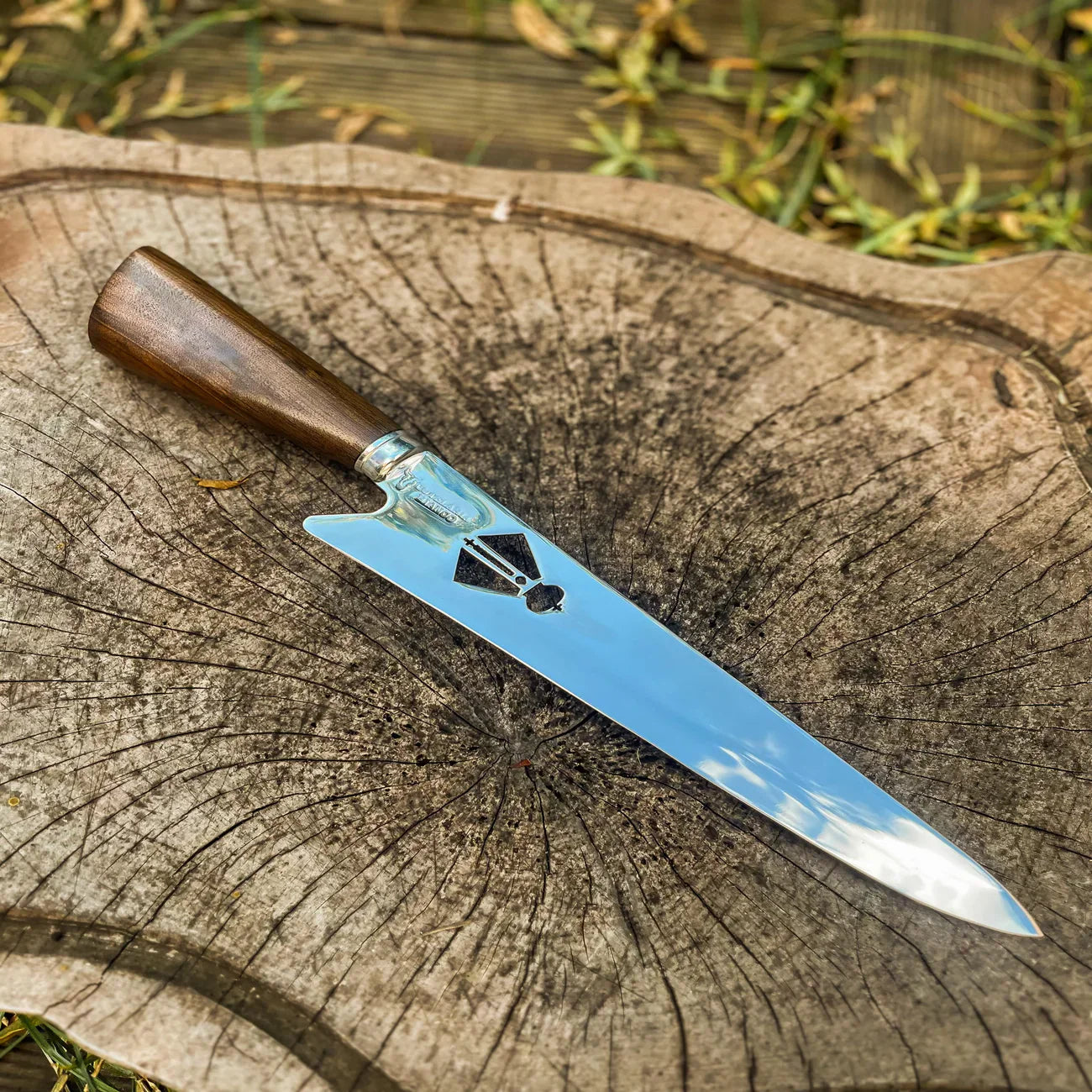 Faca Artesanal P/ Churrasco 10" 3mm Lâmina com Cabo madeira + Case especial em couro - VARIOS TEMAS NA LAMINA