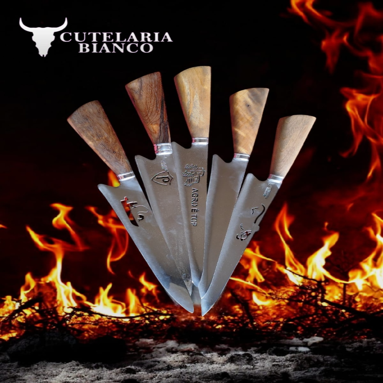 Faca Artesanal P/ Churrasco 10" 3mm Lâmina com Cabo madeira + Case especial em couro - VARIOS TEMAS NA LAMINA