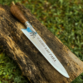 Faca  Artesanal P/ Churrasco 10" 3mm Lâmina com Cabo madeira + Case especial em couro - VARIOS TEMAS NA LAMINA